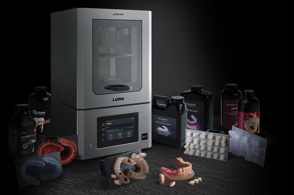 Phrozen Lumii DLP 3D Printer with results and compatible resins