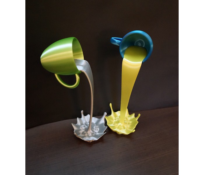 BotFeeder cPLA Golden Yellow Sample Cup and water