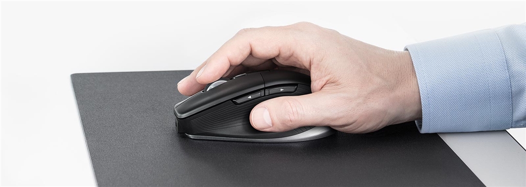 CadMouse Pro Wireless ergonomic